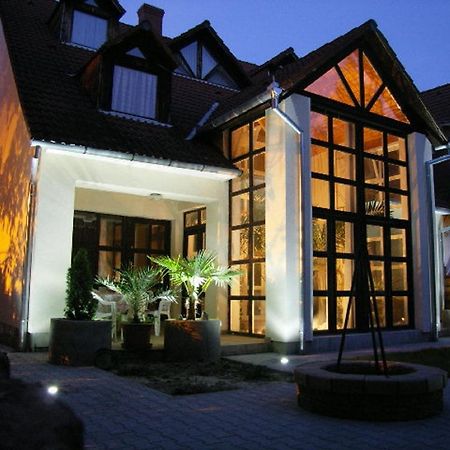 Palma Apartmanhaz Harkány Exterior photo