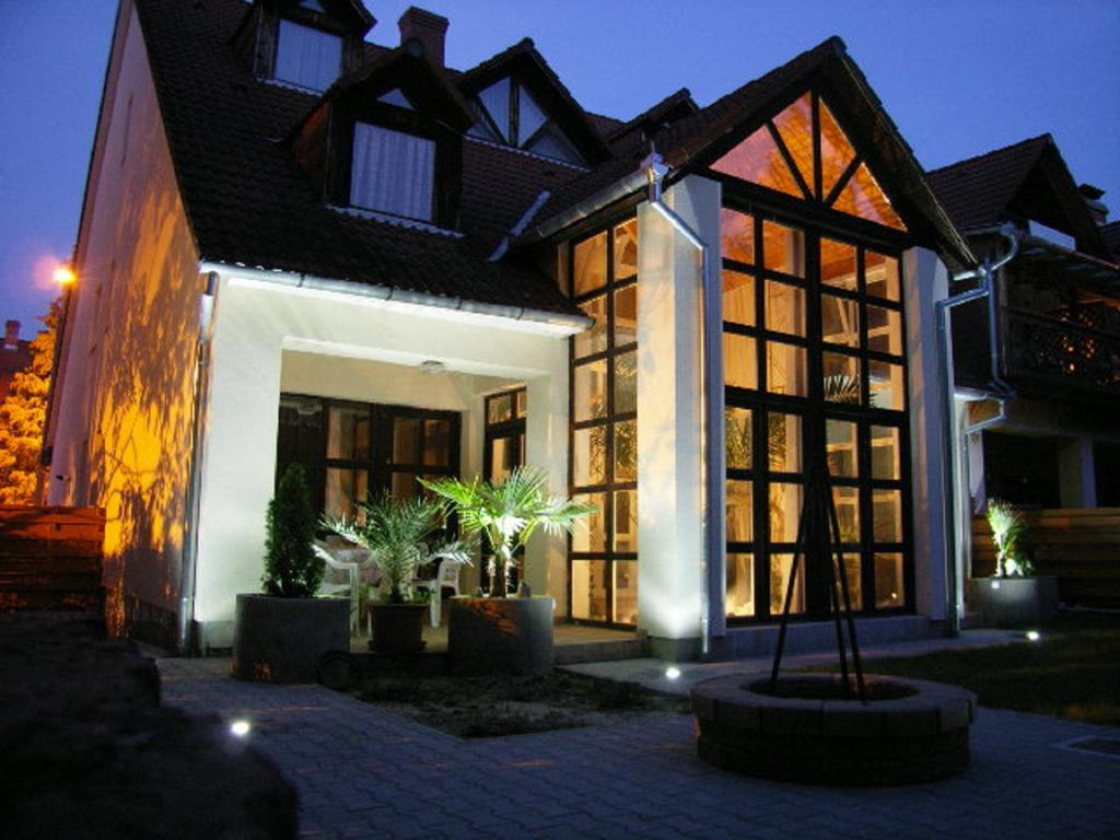 Palma Apartmanhaz Harkány Exterior photo